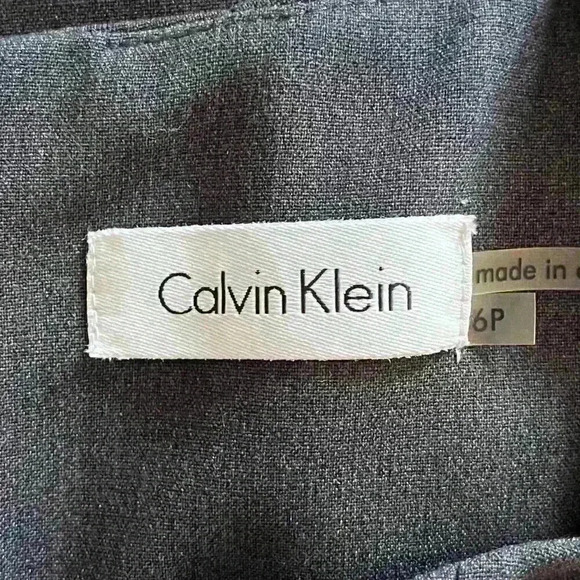 Calvin Klein Petite Women’s Colorblock Fit & Flare 6P - Picture 4 of 5